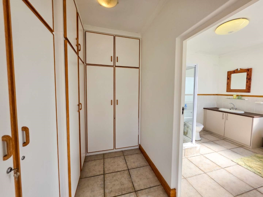 4 Bedroom Property for Sale in Stilbaai Wes Western Cape